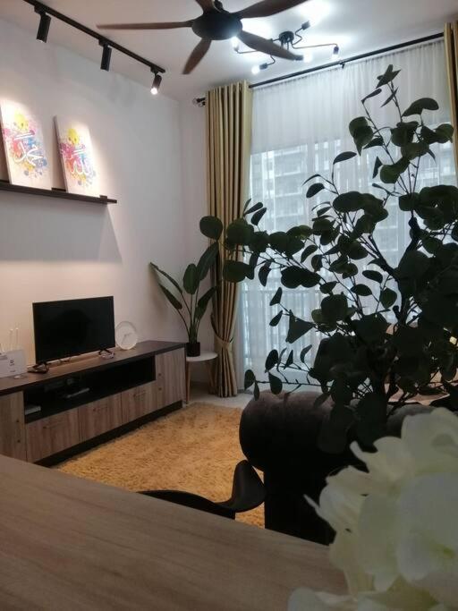 Homestay Casa Nur Iman @Adelia Kajang Exteriör bild